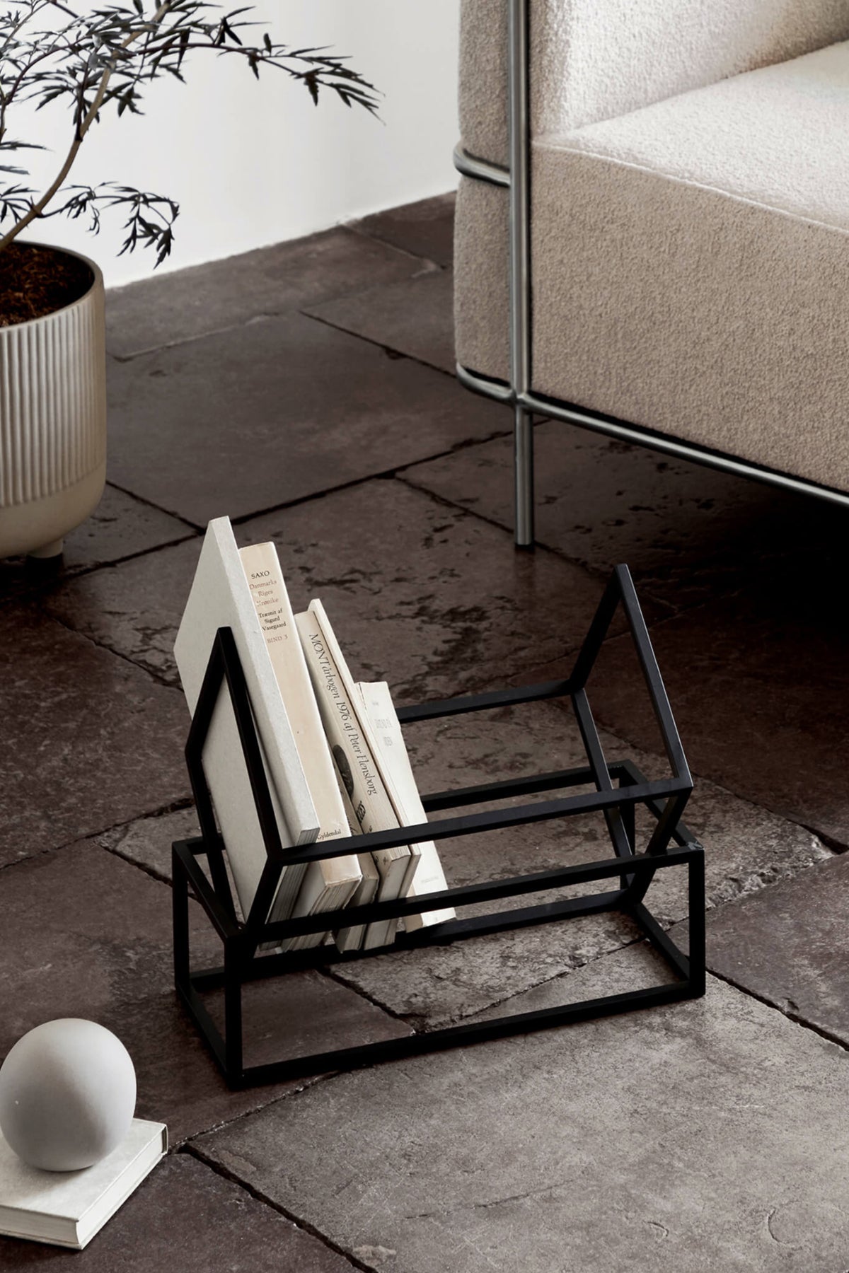 KATI ÇELİK DEKOR KİTAPLIK