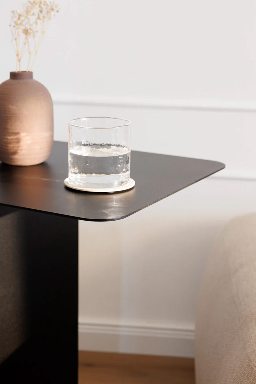 ÇELİK FONKSİYONLU SEHPA