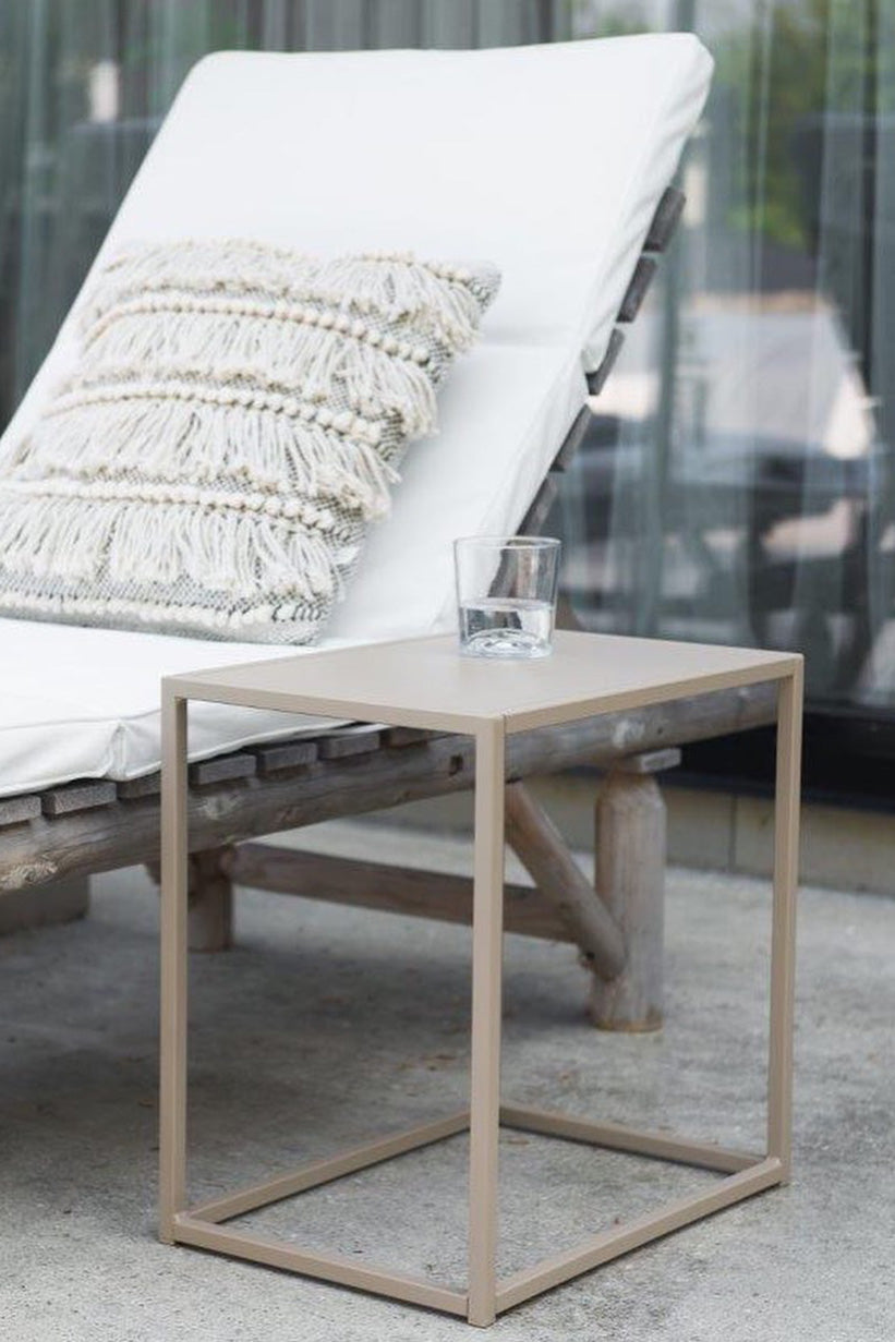 MODERN ÇELİK SEHPA