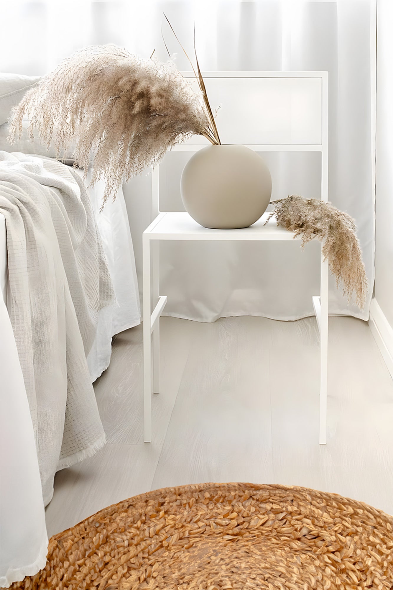 İSKANDİNAV METAL SANDALYE