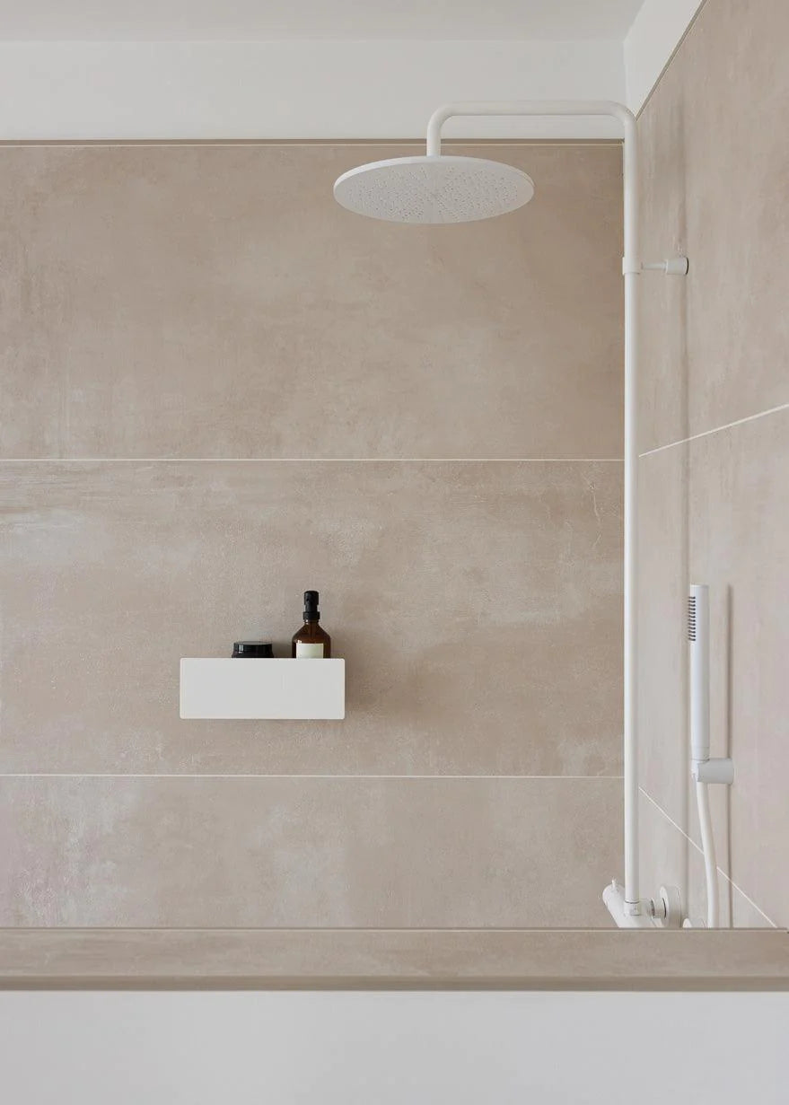 MİNİMALİST DUŞ RAFI