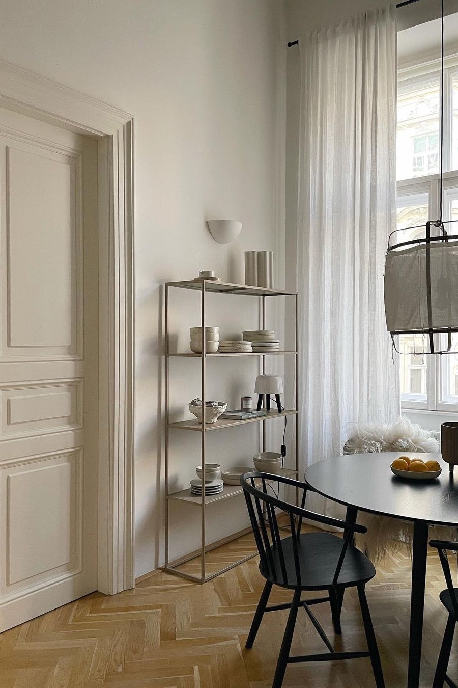 MODERN METAL KİTAPLIK