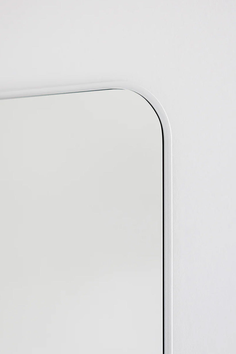 METAL RAFLI DUVAR AYNASI