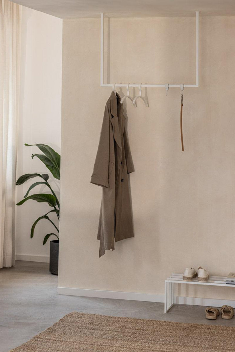 MİNİMALİST METAL PORTMANTO