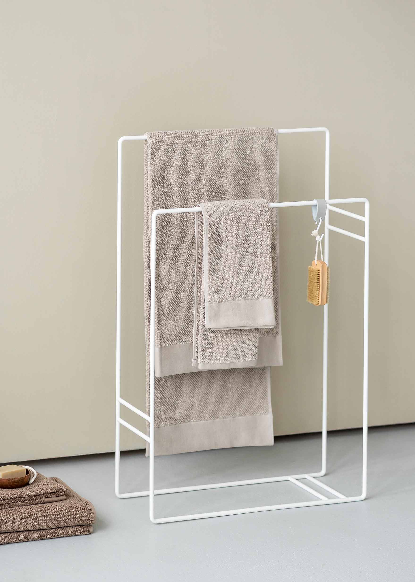 METAL AYAKLI HAVLU ASKILIĞI