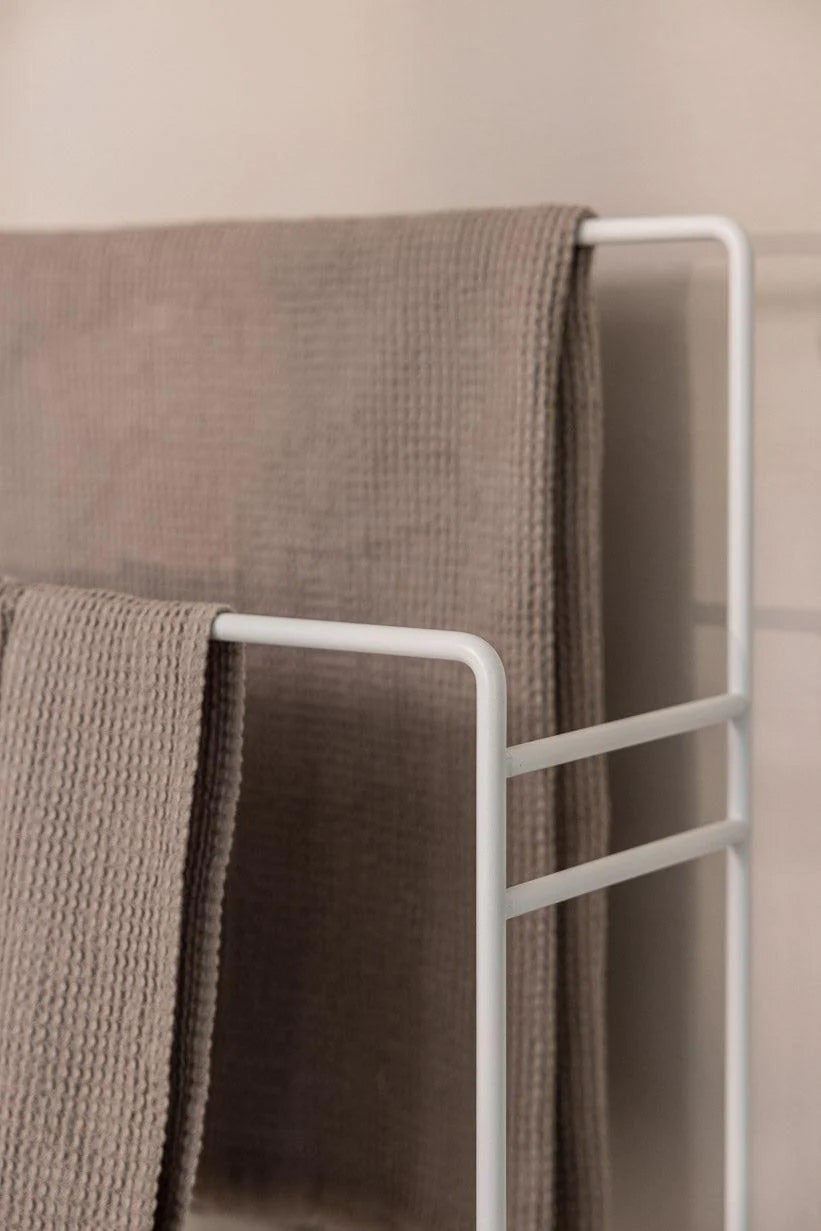 METAL AYAKLI HAVLU ASKILIĞI