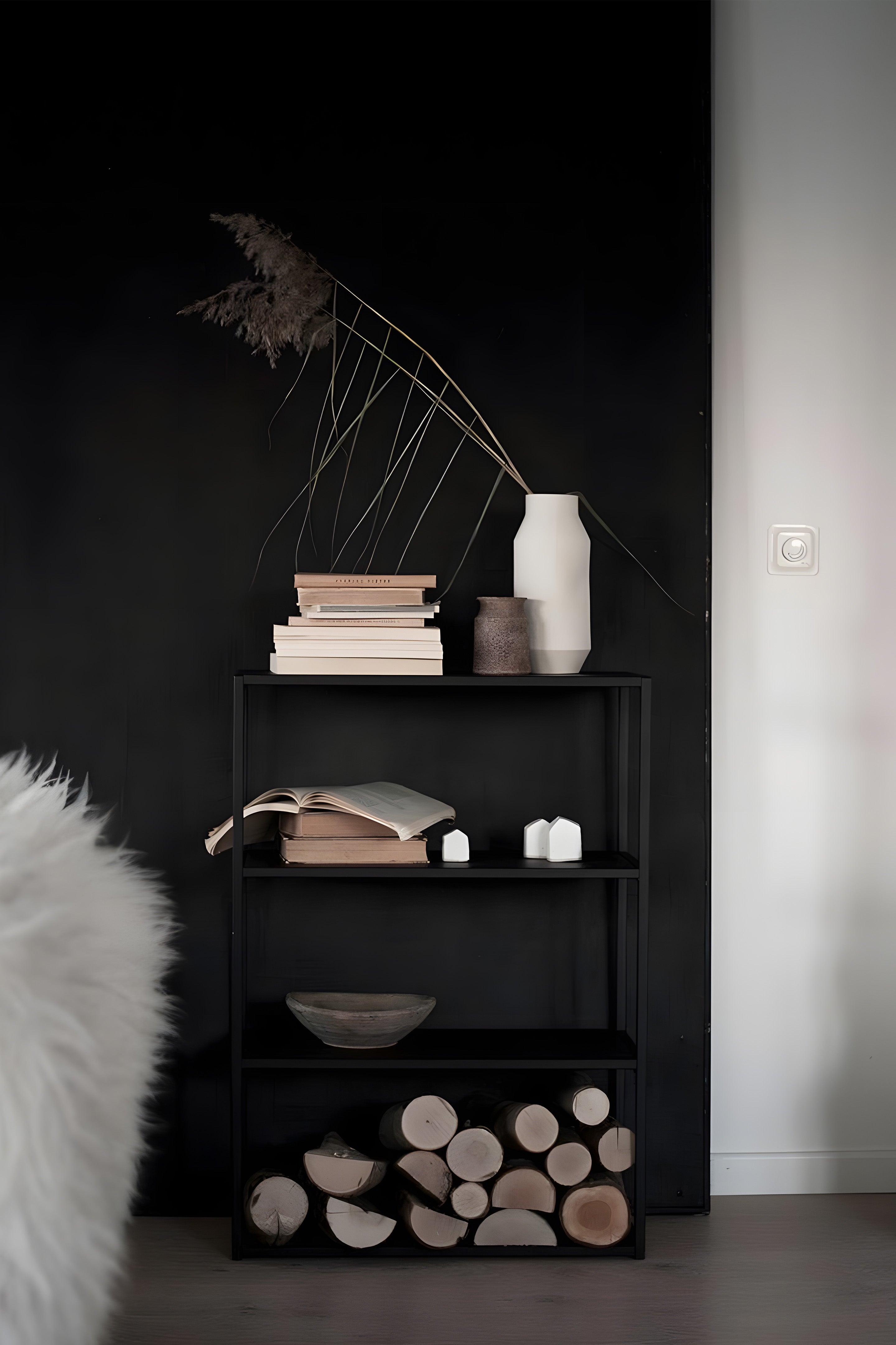 ÜÇ RAFLI MODERN KONSOL