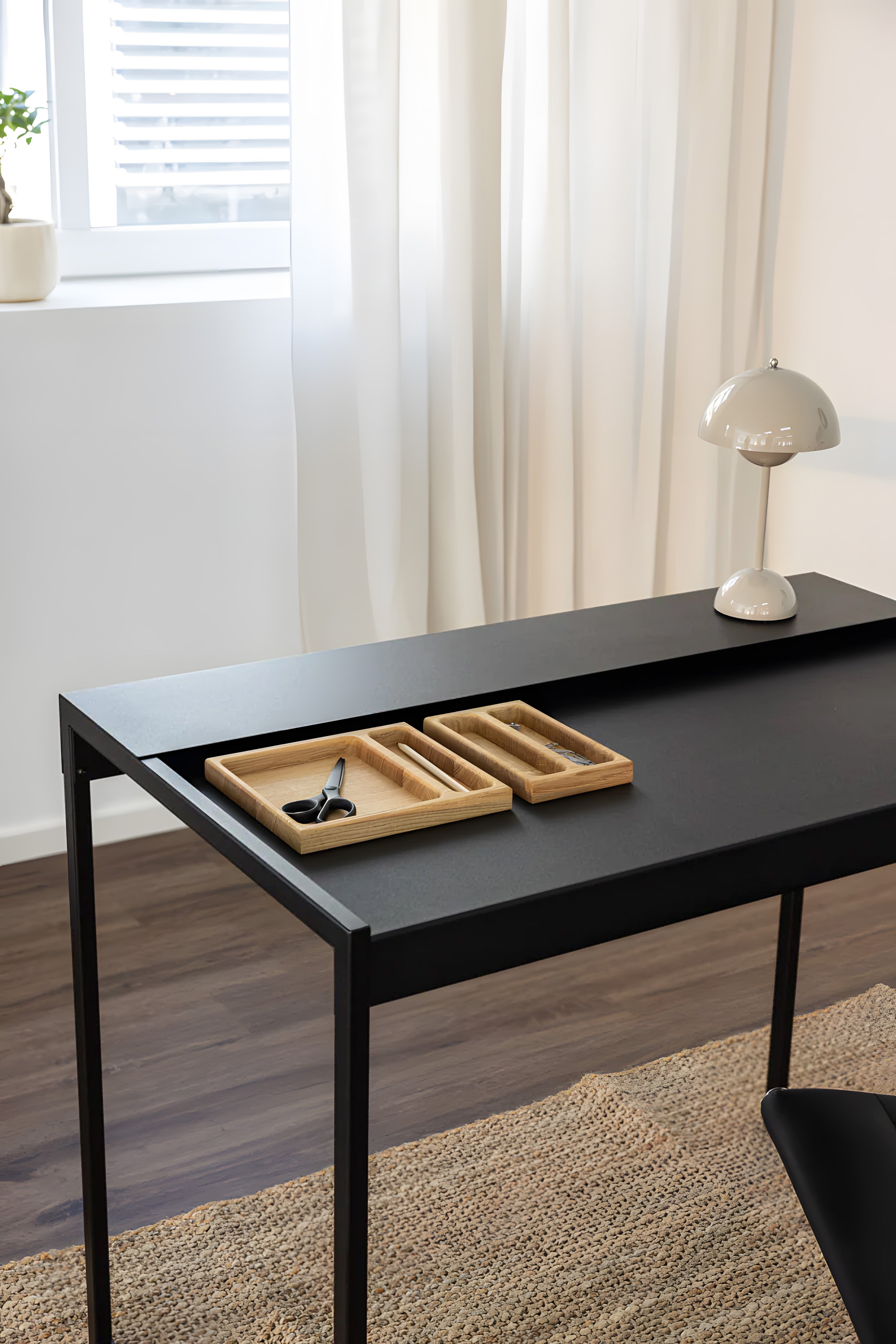 KATI ÇELİK ÇALIŞMA MASASI