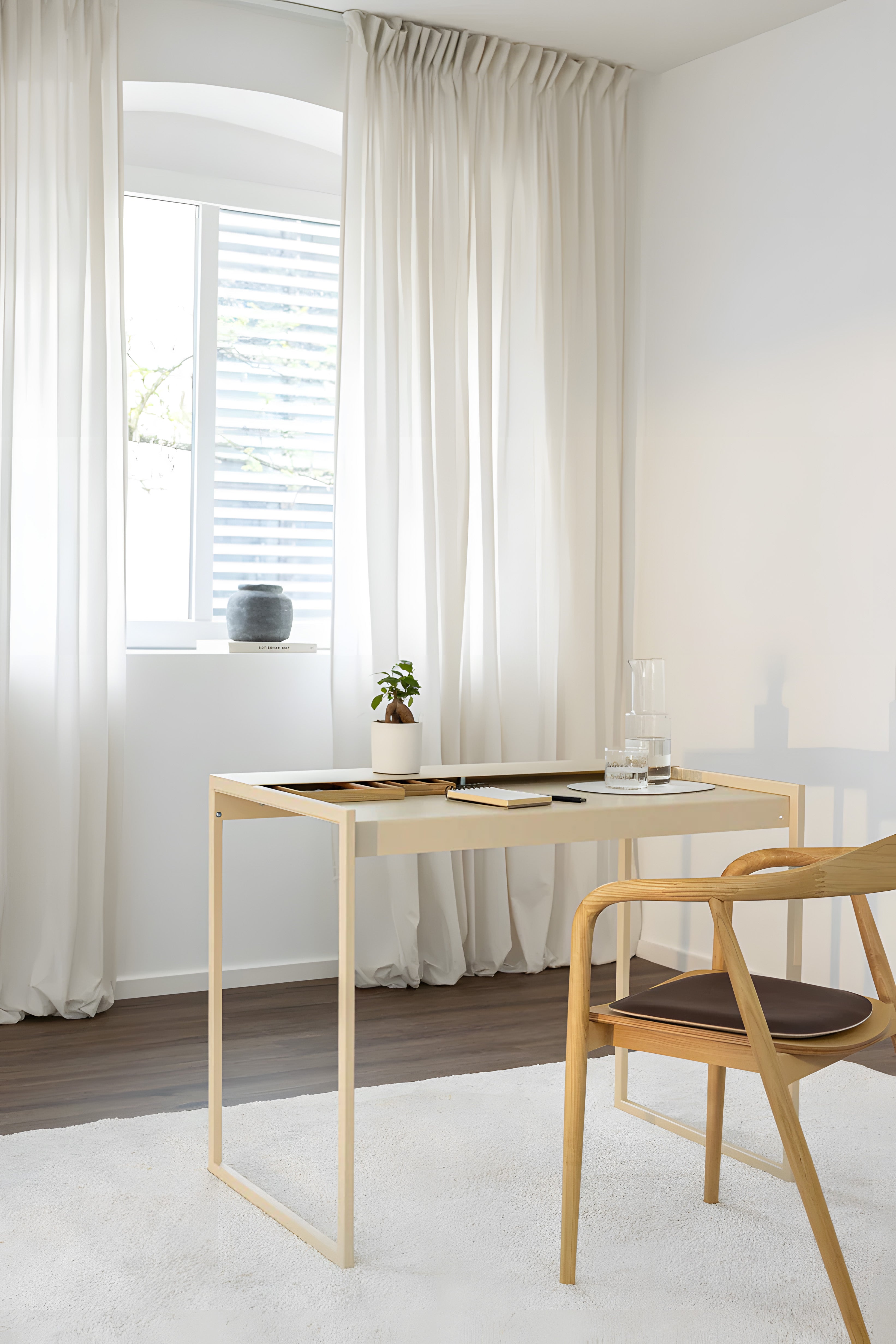 KATI ÇELİK ÇALIŞMA MASASI